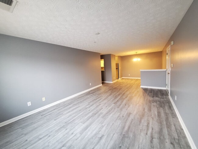 17301 Waldrop Cove