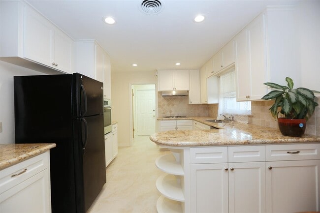 Building Photo - 3535 Durhill St Rental