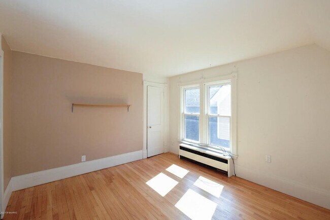 Photo - 620 Minor Ave Unit 3