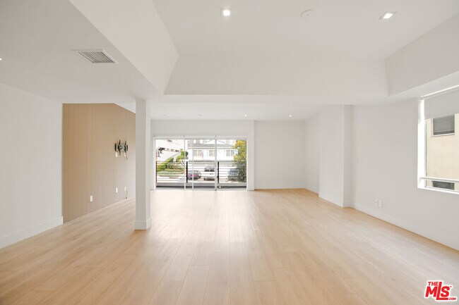 Photo - 10630 Wilkins Ave Unit 102