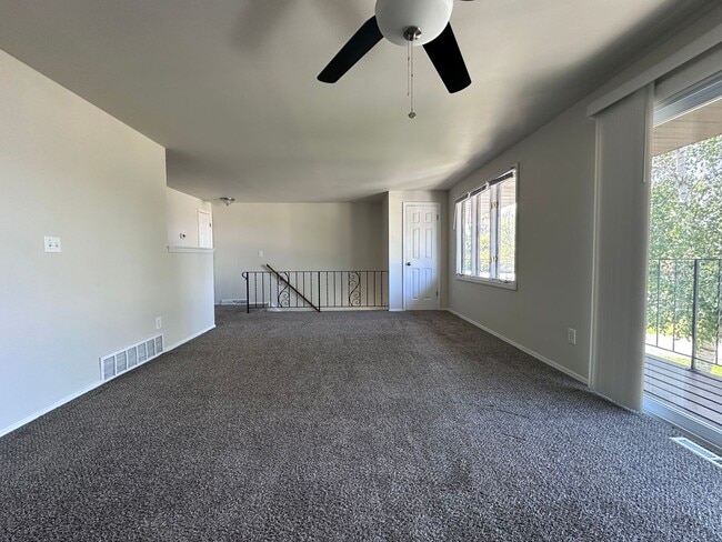 Photo - 2746 Nicolet Dr