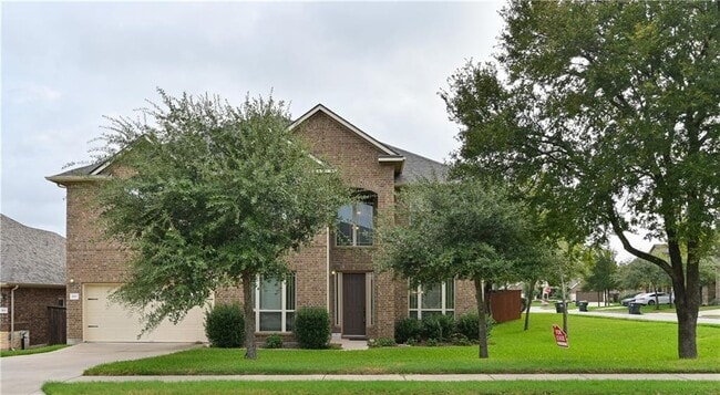 100 Lake Mineral Wells Dr