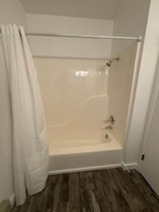 Photo - BA801 Unit J