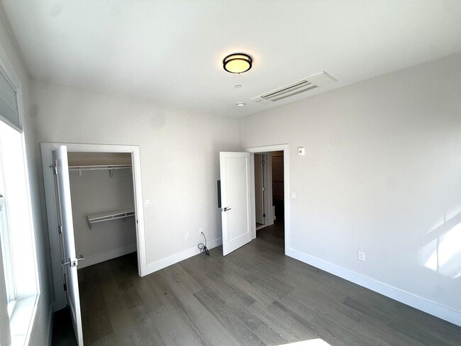 Photo - 24 Rush St Unit E