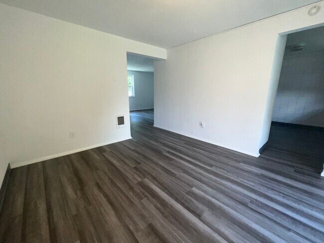 Photo - Cooper Street Apartments