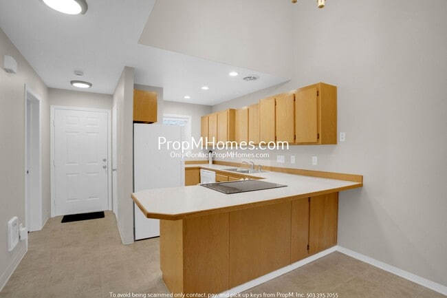 Photo - Three Bedroom Gem in Jennings Lodge - Garage Included!