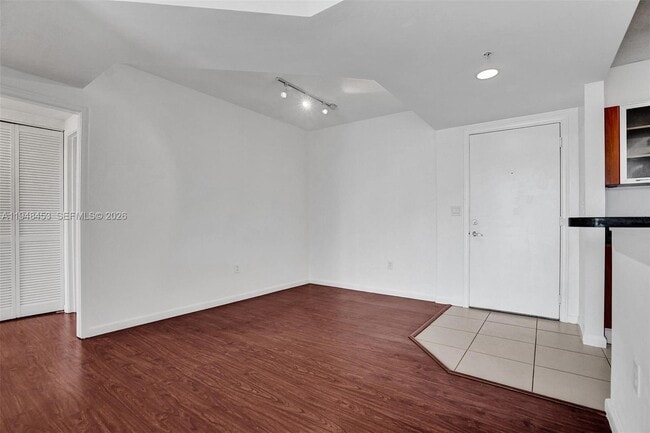 Photo - 18800 NE 29th Ave Unit 313