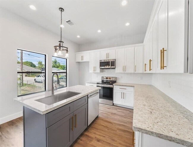 Photo - 4818 Paula St