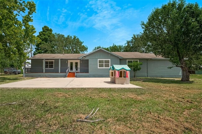 Photo - 1833 Hillhouse Rd