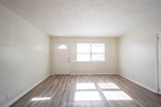 Photo - 3146 Asbury St