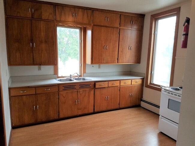 Building Photo - pin00 Unit 326N14