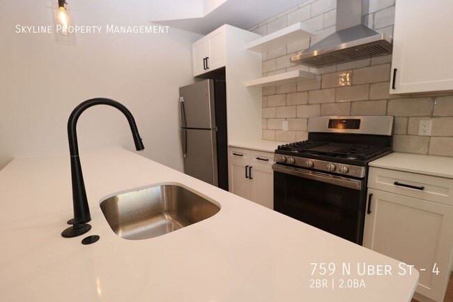 759 N Uber St Unit 4