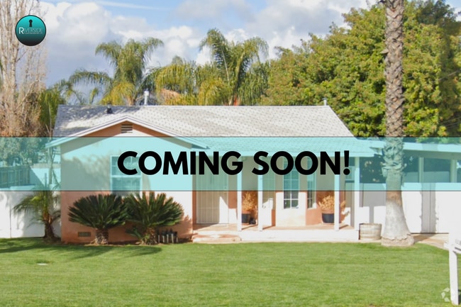 Building Photo - Cute and cozy home! COMING SOON!