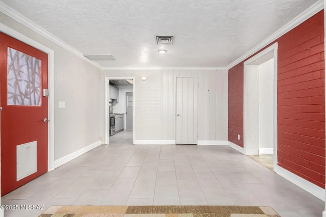 Photo - 2144 N Madelyn Ave