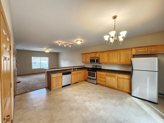 Photo - 7529 Crosscreek Dr Unit 7533