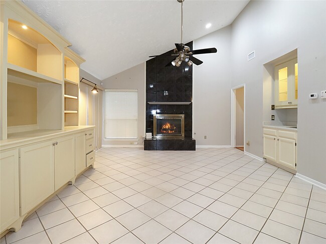 Photo - 3413 Benfield Dr