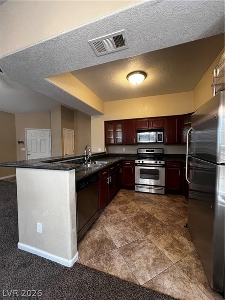 Photo - 1725 Queen Victoria St Unit 204