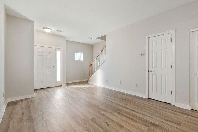 Photo - 309 Buffalo Dr