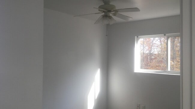 Photo - Awesone Townhome!