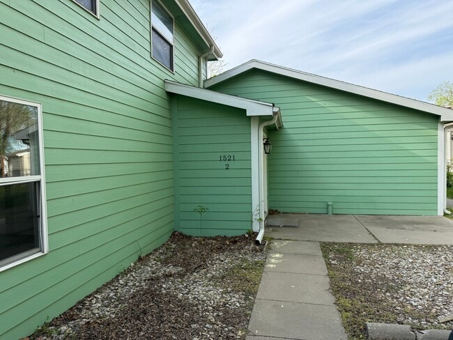 Building Photo - 1521 Colorado St Unit 2