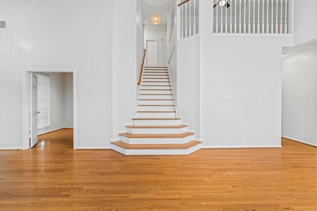 Photo - 4034 Harwood Dr