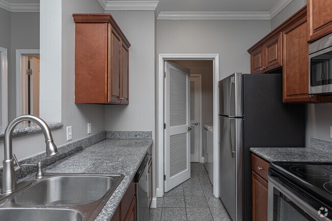 1HAB, 1BA - 888 Ft² - The Fountain at Maumelle