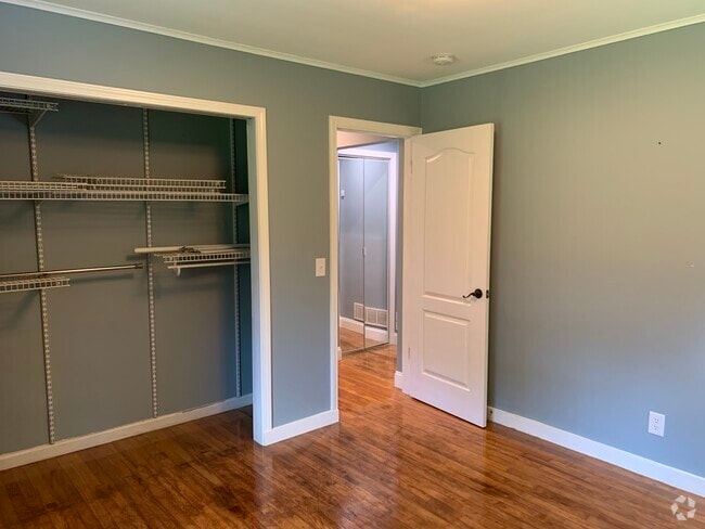 Building Photo - 322 Whooping Creek Rd Rental