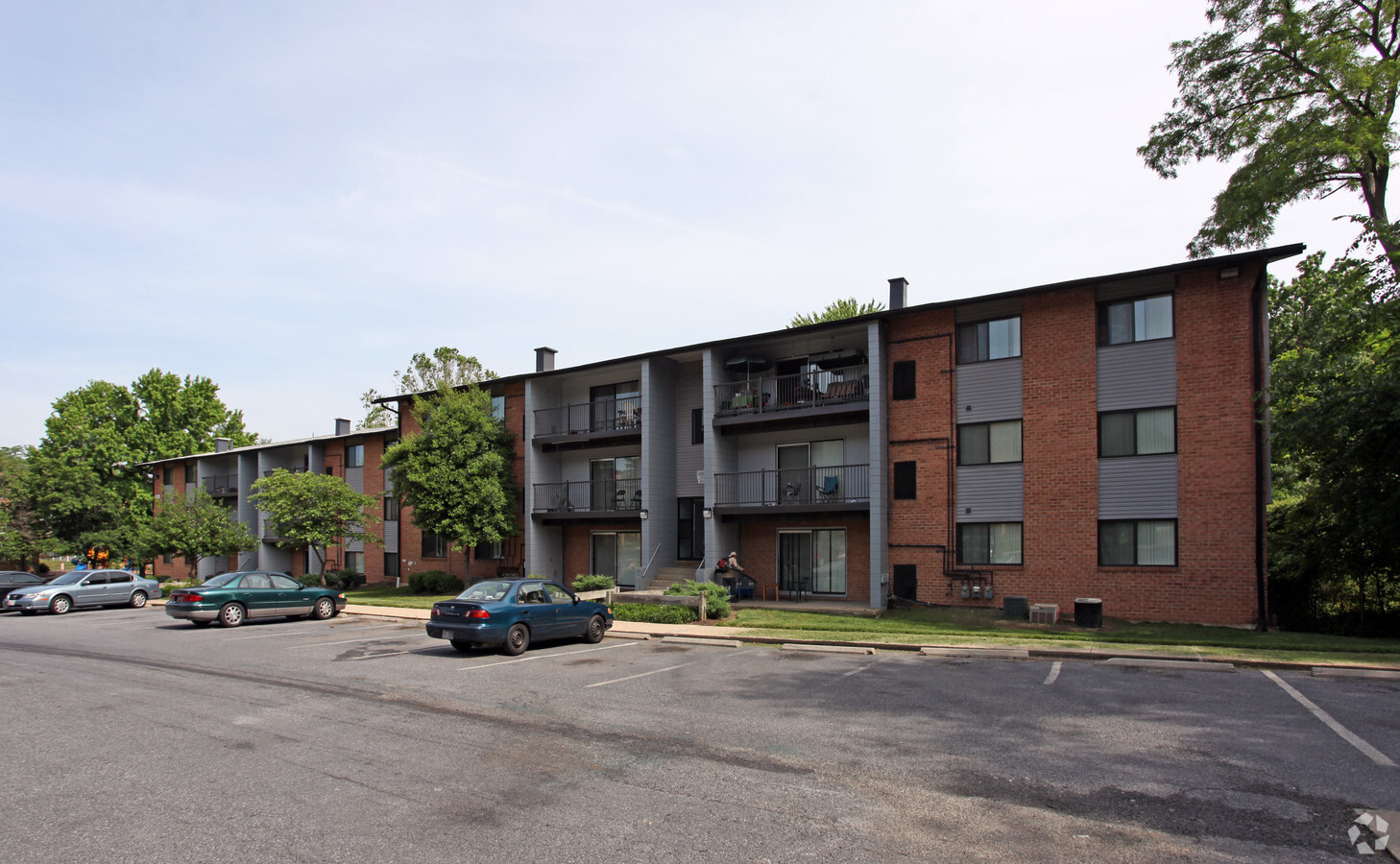 Central Gardens II Apartments - Central Gardens II Apartments