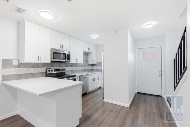 Photo - 3820 Southway Dr Unit C