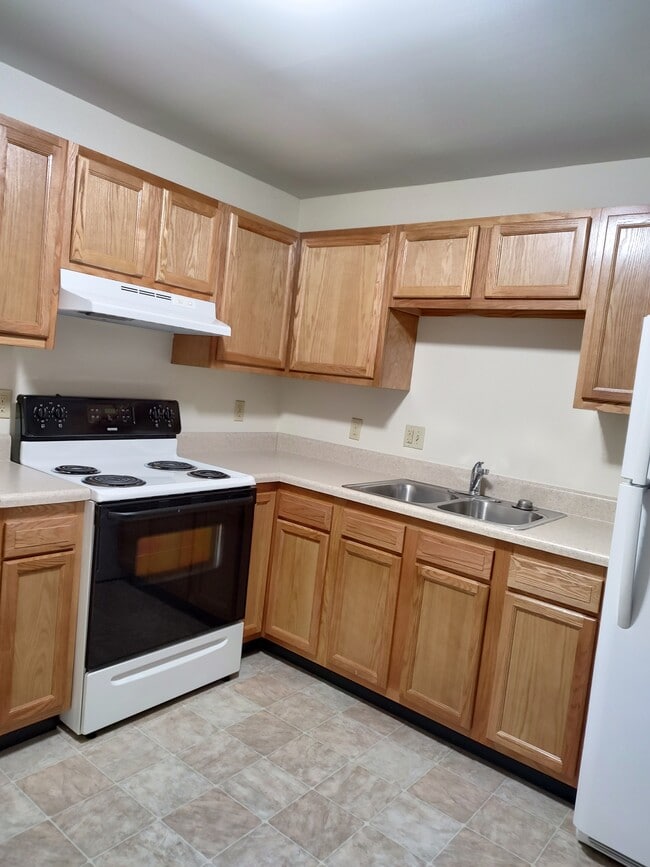 Photo - 272 Lindsay Dr Apartments Unit 268-6