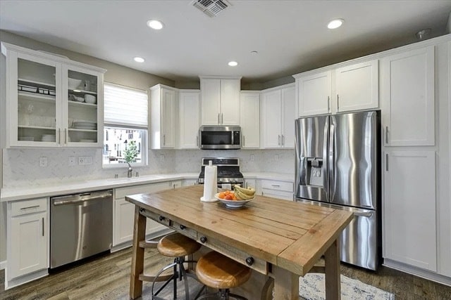 Building Photo - 2726 Montecito Vista Way Unit 2