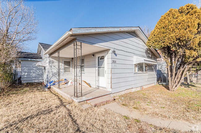 Building Photo - Newly Updated Single Family Home