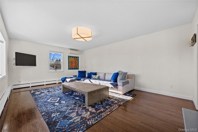 Photo - 44 Oakridge Rd