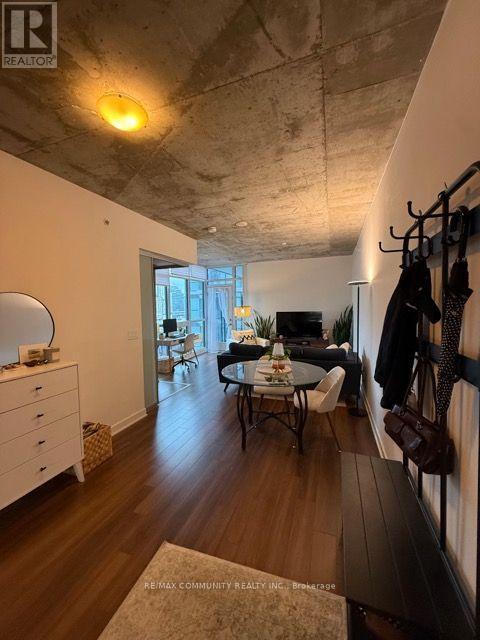Photo - 210 Simcoe St Unit 1514