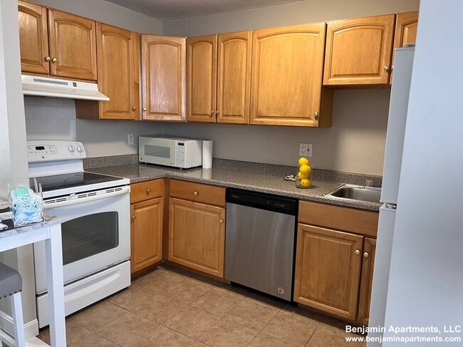 Photo - 121 Trapelo Rd Unit 21