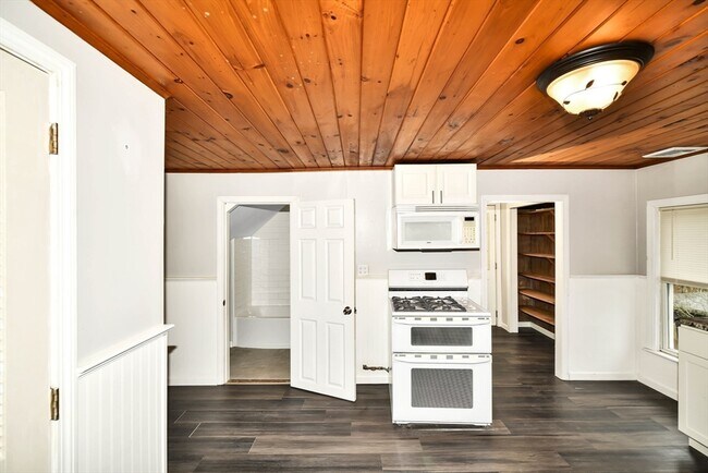 Photo - 37 Wilbur St Unidad 2