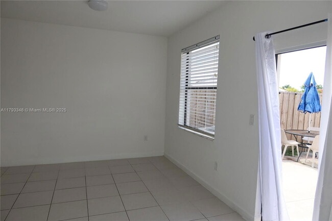 Photo - 18240 SW 148th Rd