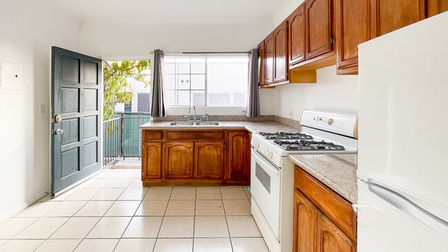 Building Photo - 2246 S Bronson Ave Rental