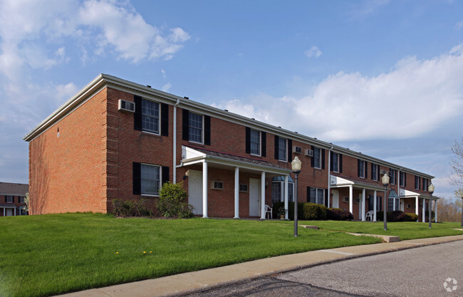 The Meadows Apartments For Rent in Chardon, OH | ForRent.com