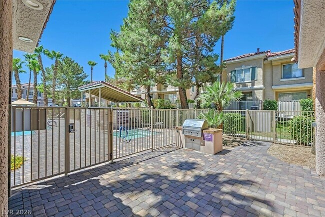 Photo - 251 S Green Valley Pkwy Unit 3322
