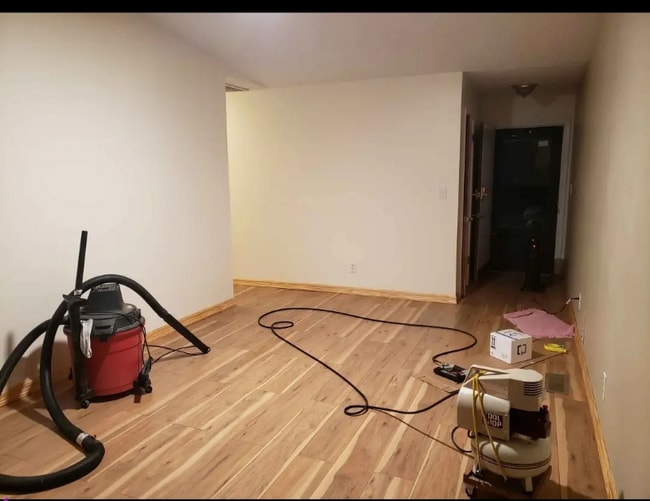 Photo - 800 Highland Ct