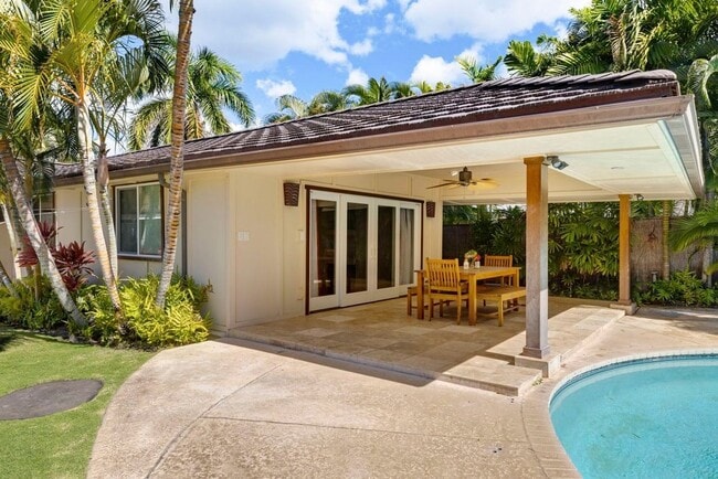 Photo - 4473 Aukai Ave