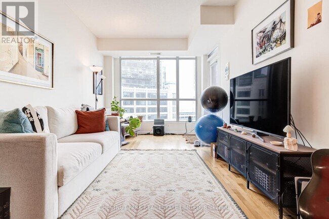 Photo - 628 Fleet St Unité 628