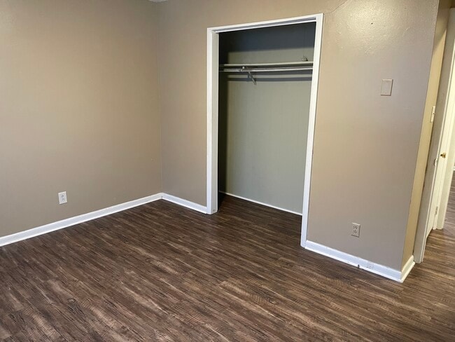 Dormitorio 2 - 155 Brown Acres Rd