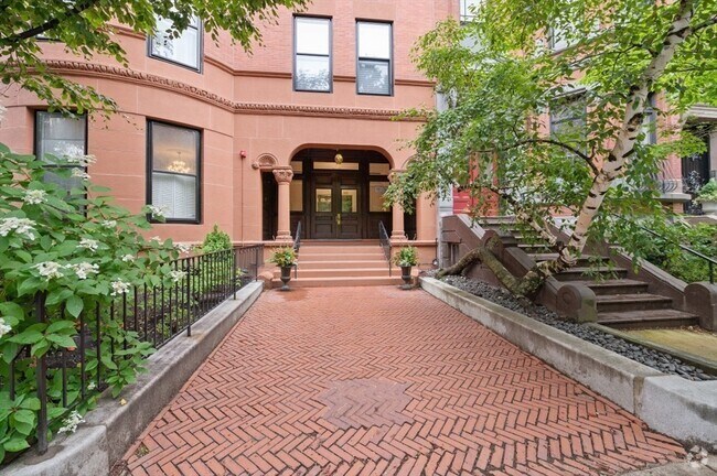 Building Photo - 290 Commonwealth Ave Unit 13 Rental