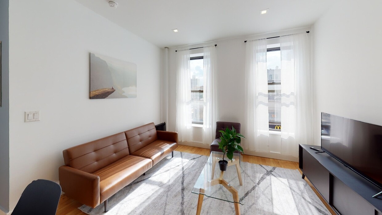 Photo - Private bedroom in 4 bed/2 bath Home