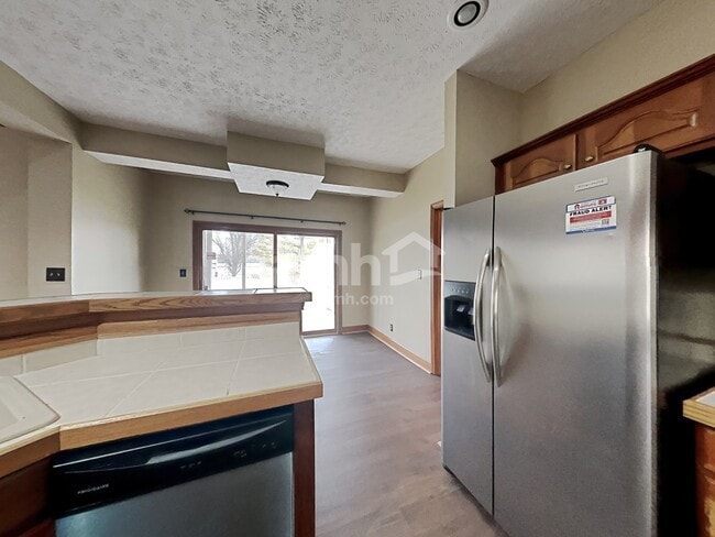 Photo - 9186 Pointe Ct