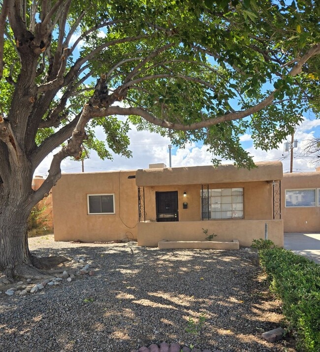 Building Photo - A must see if you're looking for more livi... Rental