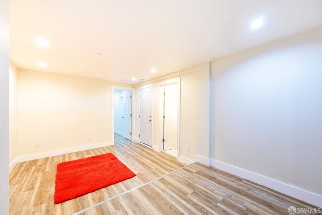 Photo - 2371 30th Ave