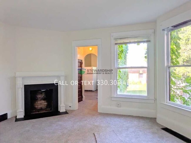 Photo - 41 6th St SE
